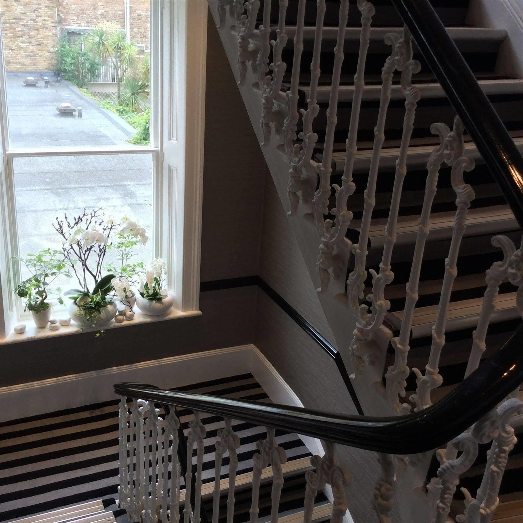 Park Grand London Lancaster Gate Hotel Exterior foto The staircase